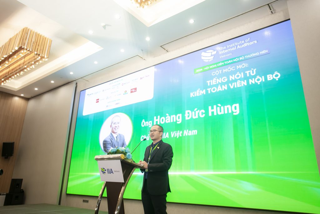 Ông Hoàng Đức Hùng - Chủ tịch Viện Kiểm toán viên nội bộ Việt Nam, đồng thời là Chủ tịch CGS Việt Nam phát biểu tại Hội nghị Kiểm toán nội bộ thường niên - 2024