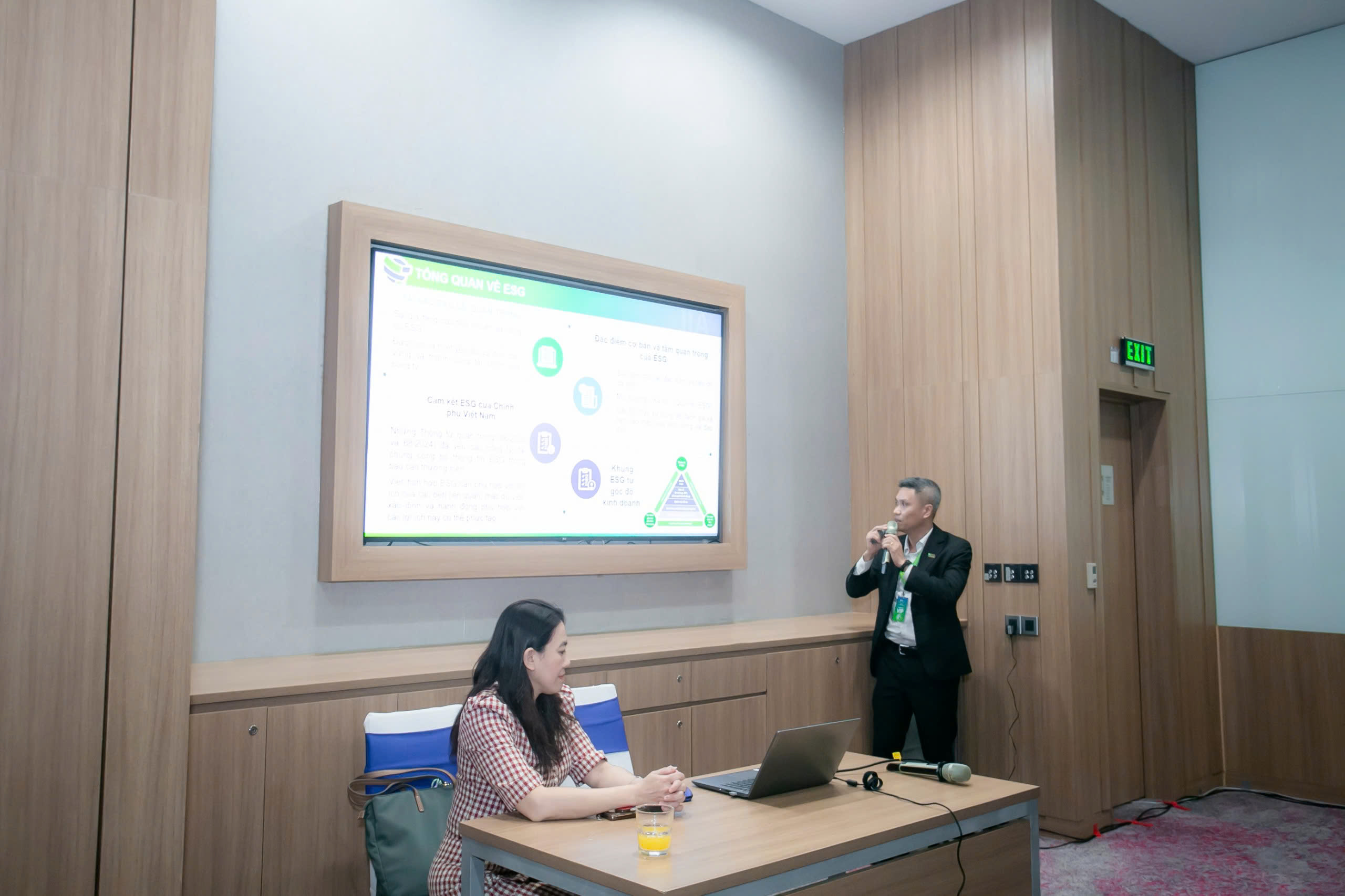 z6005239267673 606e6ed40f295f2ec975841023549cd9